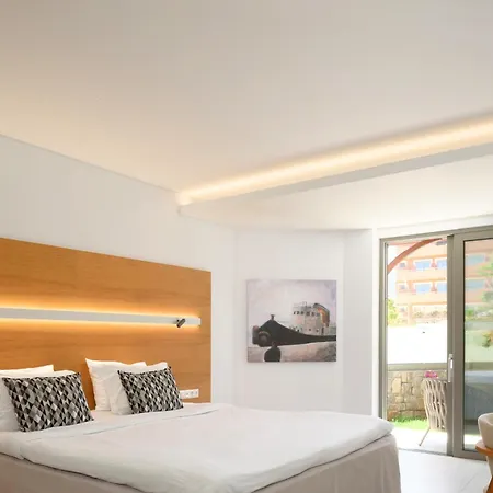 High White - Adults Only 5* Malia